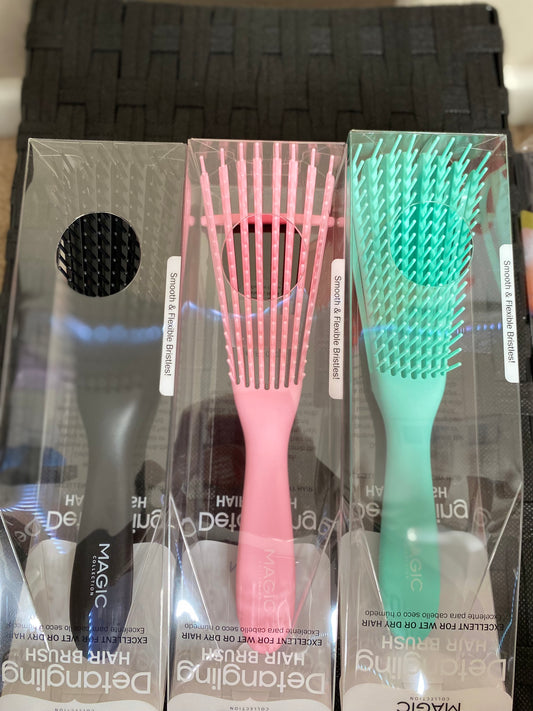 Magic Collection Flexible Bristles Detangling Brush