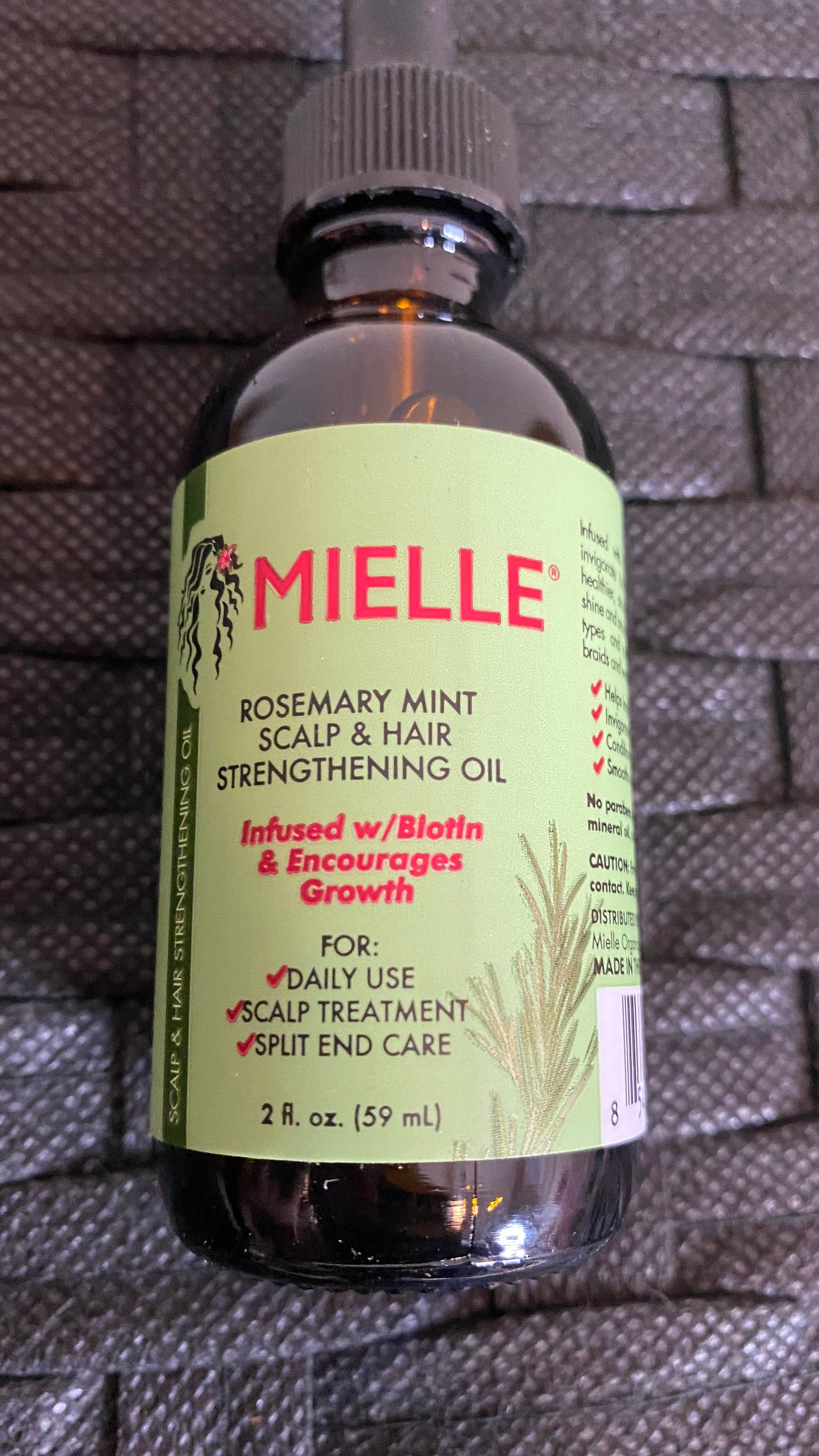 MIELLE Rosemary Mint Scalp & Hair Strengthening Oil