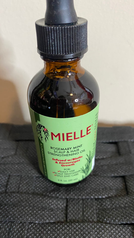 MIELLE Rosemary Mint Scalp & Hair Strengthening Oil