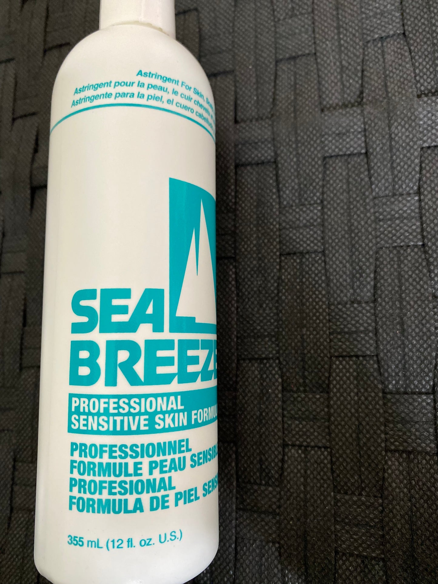 Sea Breeze Sensitive Skin Formula 12 FL OZ